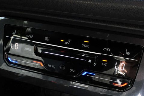 Volkswagen Tiguan 1.5 Tiguan Allspace R-Line TSi Semi-Auto 5dr 38