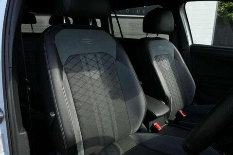 Volkswagen Tiguan 1.5 Tiguan Allspace R-Line TSi Semi-Auto 5dr 4