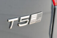 Volvo XC40 1.5 XC40 Inscription Pro T5 PHEV Auto 5dr 8