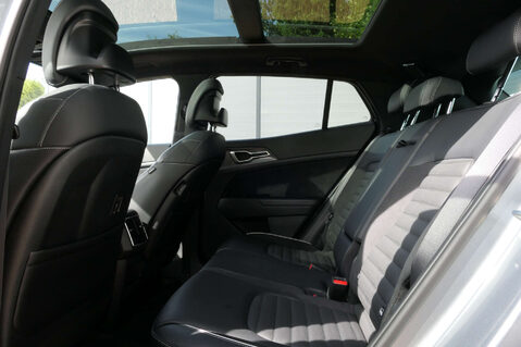 Kia Sportage 1.6 Sportage GT-LINE S PHEV 4x4 A 4WD 5dr 48