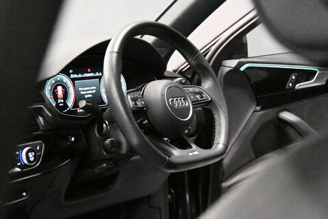Audi A4 2.0 A4 Black Edition 35 TFSI MHEV Semi-Auto 5dr 4