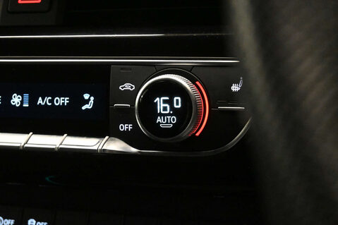 Audi A4 2.0 A4 Black Edition 35 TFSI MHEV Semi-Auto 5dr 27