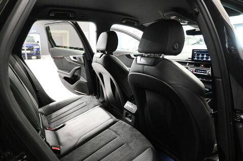 Audi A4 2.0 A4 Black Edition 35 TFSI MHEV Semi-Auto 5dr 11