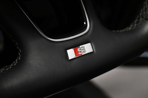 Audi A4 2.0 A4 Black Edition 35 TFSI MHEV Semi-Auto 5dr 46
