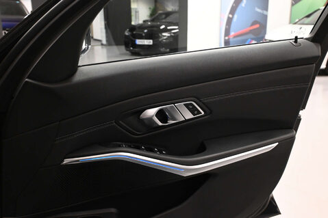 BMW 3 Series 2.0 330E M Sport Auto 4dr 28