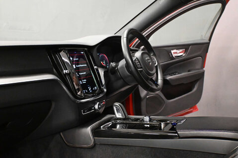 Volvo V60 2.0 V60 R-Design T6 Recharge AWD Auto 4WD 5dr 20