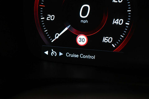 Volvo V60 2.0 V60 R-Design T6 Recharge AWD Auto 4WD 5dr 51