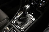 Volkswagen Golf 2.0 Golf R TSi 4Motion Semi-Auto 4WD 5dr 41