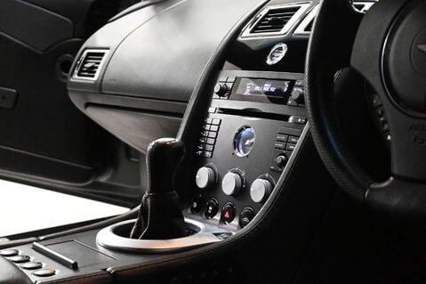 Aston Martin Vantage 4.3 Vantage V8 3dr 12