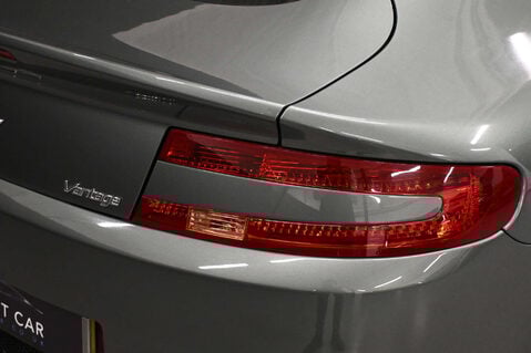 Aston Martin Vantage 4.3 Vantage V8 3dr 61