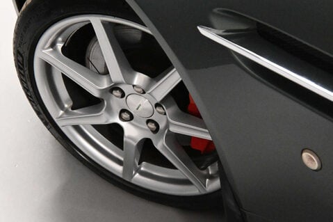 Aston Martin Vantage 4.3 Vantage V8 3dr 66