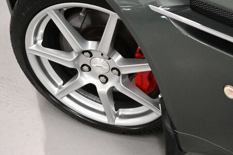 Aston Martin Vantage 4.3 Vantage V8 3dr 34