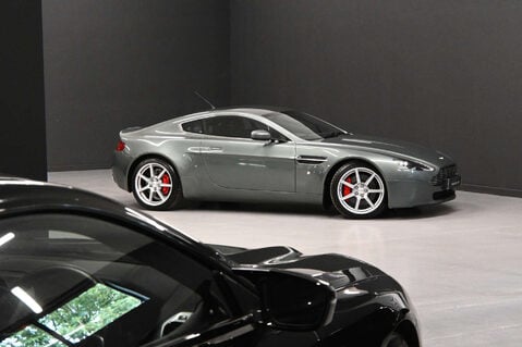 Aston Martin Vantage 4.3 Vantage V8 3dr 13