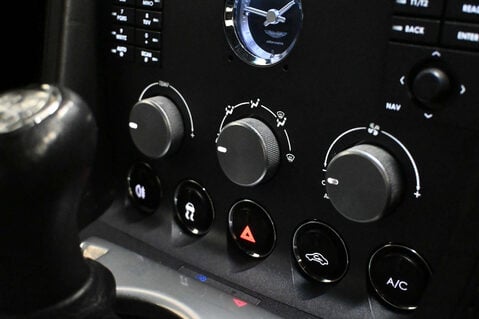 Aston Martin Vantage 4.3 Vantage V8 3dr 51
