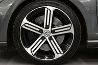 Volkswagen Golf 2.0 Golf R TSi Semi-Auto 4WD 5dr 34