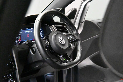 Volkswagen Golf 2.0 Golf R TSi Semi-Auto 4WD 5dr 7