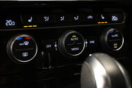 Volkswagen Golf 2.0 Golf R TSi Semi-Auto 4WD 5dr 25