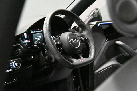 Audi A5 2.0 A5 Sportback 40 TFSI MHEV Black Edition Semi-Auto 5dr 4