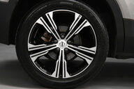 Volvo XC40 1.5 XC40 Inscription Pro T3 Auto 5dr 29
