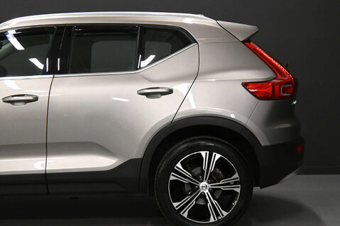 Volvo XC40 1.5 XC40 Inscription Pro T3 Auto 5dr 33