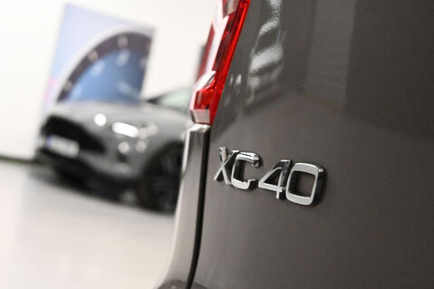 Volvo XC40 1.5 XC40 Inscription Pro T3 Auto 5dr 23