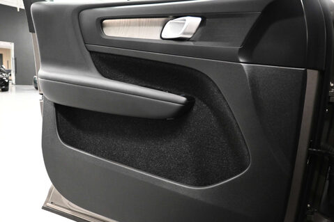 Volvo XC40 1.5 XC40 Inscription Pro T3 Auto 5dr 46