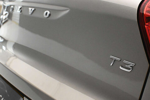 Volvo XC40 1.5 XC40 Inscription Pro T3 Auto 5dr 47
