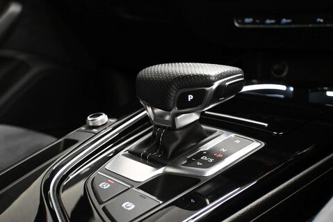 Audi A4 2.0 A4 Black Edition 35 TFSI MHEV Semi-Auto 5dr 26