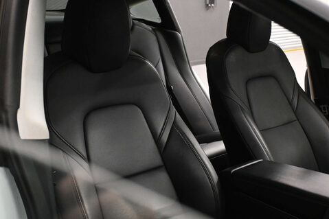 Tesla Model 3 ModeL 3 Performance AWD 4WD 4dr 28