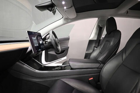 Tesla Model 3 ModeL 3 Performance AWD 4WD 4dr 18