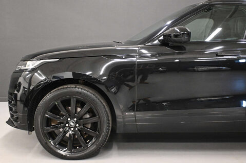 Land Rover Range Rover Velar 2.0 Range Rover Velar R-Dynamic SE D180 Auto 4WD 5dr 37