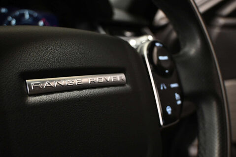 Land Rover Range Rover Velar 2.0 Range Rover Velar R-Dynamic SE D180 Auto 4WD 5dr 40