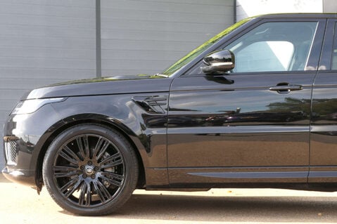 Land Rover Range Rover Sport 3.0 Range Rover Sport HSE Dynamic Black D MHEV Auto 4WD 5dr 11