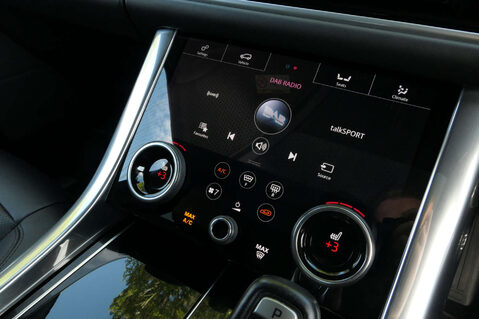 Land Rover Range Rover Sport 3.0 Range Rover Sport HSE Dynamic Black D MHEV Auto 4WD 5dr 30