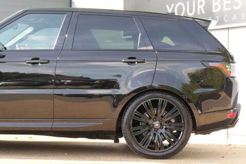 Land Rover Range Rover Sport 3.0 Range Rover Sport HSE Dynamic Black D MHEV Auto 4WD 5dr 12
