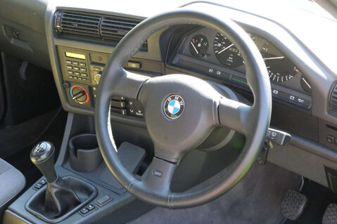 BMW 3 Series 2.5 325i SE 2dr 45