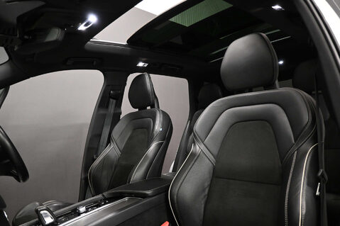 Volvo XC90 2.0 XC90 R-Design T8 Recharge AWD Auto 4WD 5dr 14