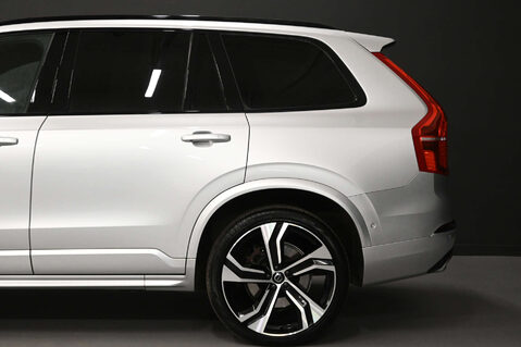 Volvo XC90 2.0 XC90 R-Design T8 Recharge AWD Auto 4WD 5dr 33