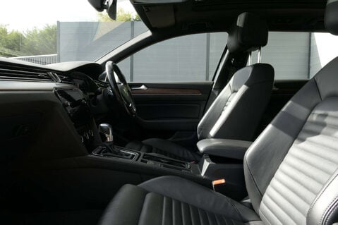 Volkswagen Passat 1.4 Passat GTe Semi-Auto 5dr 34