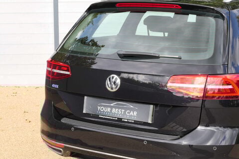 Volkswagen Passat 1.4 Passat GTe Semi-Auto 5dr 16