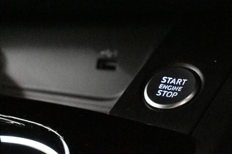 Audi A4 2.0 A4 Black Edition 35 TFSI MHEV Semi-Auto 5dr 40