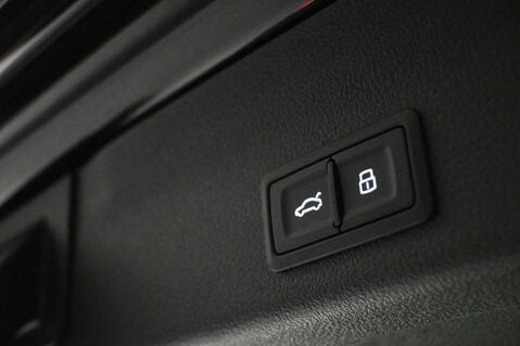 Audi A6 2.0 A6 Black Edition 40 TDI MHEV Q Semi-Auto 4WD 5dr 61