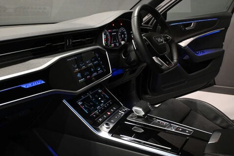 Audi A6 2.0 A6 Black Edition 40 TDI MHEV Q Semi-Auto 4WD 5dr 38