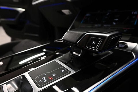 Audi A6 2.0 A6 Black Edition 40 TDI MHEV Q Semi-Auto 4WD 5dr 49