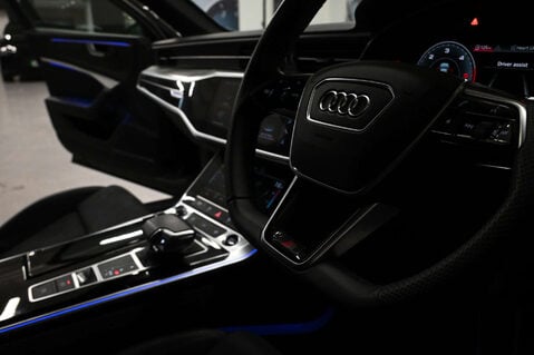 Audi A6 2.0 A6 Black Edition 40 TDI MHEV Q Semi-Auto 4WD 5dr 36