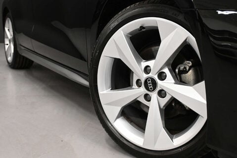 Audi A3 1.5 A3 Sportback 35 TFSI MHEV S Line Semi-Auto 5dr 11