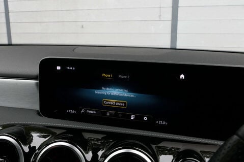 Mercedes-Benz A Class 2.0 AMG A 35 4Matic Exeutive Auto 4WD 5dr 29