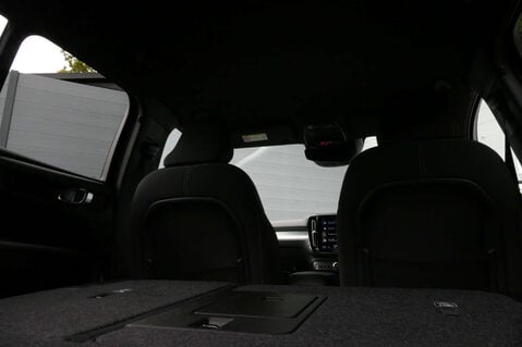Volvo XC40 1.5 XC40 Momentum T3 Auto 5dr 21