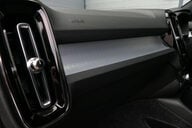 Volvo XC40 1.5 XC40 Momentum T3 Auto 5dr 28