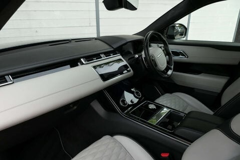 Land Rover Range Rover Velar 5.0 Range Rover Velar SV Autobiography Dynamic Edition Auto 4WD 5dr 25
